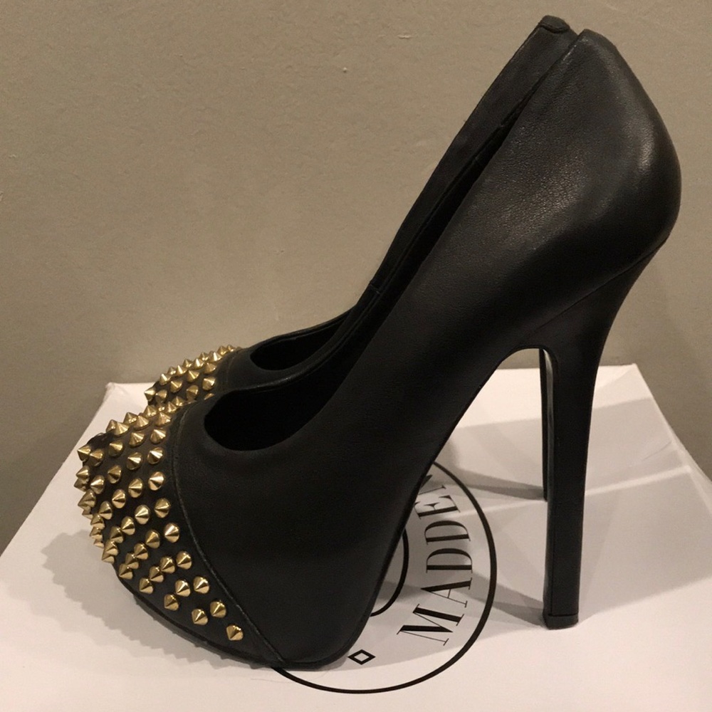 Steve Madden platform heels with spikes details - Picture 3 of 5